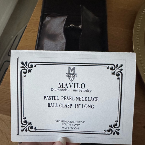 PASTEL PEARL NECKLACE
BALL CLASP 18" LONG - Picture 3 of 5